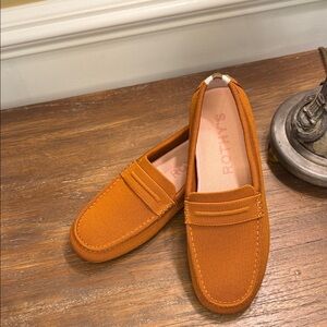 ROTHY’S The Driver Loafer in Amber